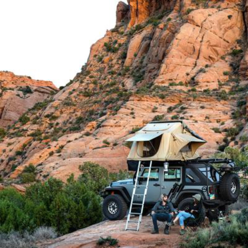 Smittybilt 2783 1984 - 2001 Jeep XJ Overlander Roof Top Tent